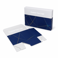 Boîte pliante rectangulaire plate bleu marine personnalisée avec impression géométrique dorée et couvercle blanc, emballage cadeau pour articles de bar CMYK