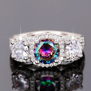 Anello in Vetro Colorato per Donne, Gioiello da Dito Scintillante e alla Moda - Product Image 1