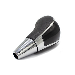 Poignée de levier de vitesses automatique Toyota en cuir noir ergonomique, accessoire intérieur de voiture - Product Image 1