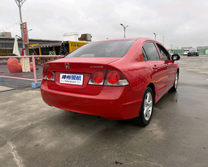 <span class=keywords><strong>Honda</strong></span> <span class=keywords><strong>Civic</strong></span> Usado 2013 1.8L I-VTEC 5AT Automático Euro V Volante a la Izquierda Eficiente en Consumo Estable Confiable Alto Valor <span class=keywords><strong>de</strong></span> Reventa Interior Claro - Product Image 5