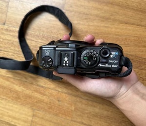 <span class=keywords><strong>Appareil</strong></span> <span class=keywords><strong>photo</strong></span> numérique portable haut de gamme <span class=keywords><strong>Canon</strong></span> <span class=keywords><strong>PowerShot</strong></span> G10, 95 % neuf, avec carte SD et vidéo 1080p, idéal pour la photographie fixe. - Product Image 2