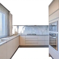 Ensemble d'îlot de cuisine modulaire moderne personnalisé en bois, construction en contreplaqué, prêt à assembler, inclut évier et crédence, pour la maison