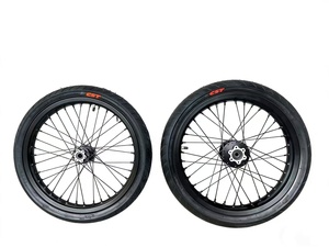 Neumático Supermoto Verde de 17 Pulgadas de Alto Rendimiento para Conversión de Calle, Reemplazo para <span class=keywords><strong>Moto</strong></span> Eléctrica Sur-Ron Light Bee X 60V 8000W - Product Image 3