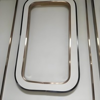 Bordure Courbe Moderne en Acier Inoxydable avec Courbes Douces et Fluides, Durable et Écologique, Installation Facile pour Plafonds de Villas et Hôtels