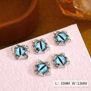 Décorations d'ongles tendance de la marque Yutao, bijoux en alliage, œil de berger vintage 3D, décorations d'ongles portables DIY, bling bling - Product Image 6