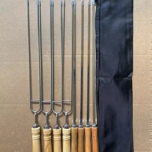 Brochetas <span class=keywords><strong>para</strong></span> barbacoa de acero inoxidable de 8 piezas con mango de madera Herramientas <span class=keywords><strong>para</strong></span> asar al aire libre Agujas <span class=keywords><strong>para</strong></span> <span class=keywords><strong>pinchos</strong></span> de <span class=keywords><strong>carne</strong></span> Tenedores <span class=keywords><strong>para</strong></span> barbacoa - Product Image 6