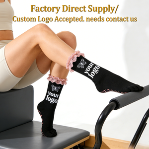 Chaussettes de Pilates style Coquette, échantillon <span class=keywords><strong>gratuit</strong></span> pour le yoga chaud, mélange de spandex premium, maximisation de la traction, lettres personnalisables - Product Image 3