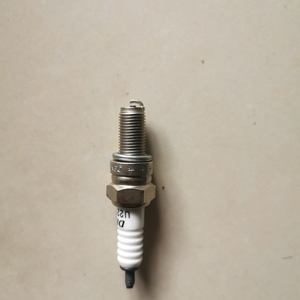 Bougie d'allumage Auto Iridium Platinum DENSO 4174 U22ESR-N pour <span class=keywords><strong>ALFA</strong></span> <span class=keywords><strong>ROMEO</strong></span> 147, 2000-2010, OEM 46521530 / 62599495 / 169483 - Product Image 4