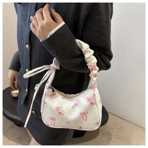 Bolso de Mujer 2025 de Verano con Asa Plisada, Bolso de Axila Coreano con Estampado Floral y Lazo, Bolso Pequeño de Hombro con Cremallera para Mujer - Product Image 5
