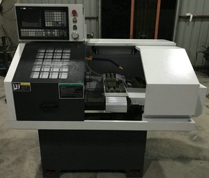 Centre d'usinage <span class=keywords><strong>CNC</strong></span> horizontal à une broche 0632 d'occasion, tour à lit plat pour outil robuste à rail dur fabriqué par CK0640 - Product Image 1