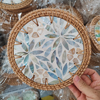 Sous-verres isolants bohèmes en forme de coquille, diamètre 16 cm, épaisseur 10 mm, réutilisables, pour le petit-déjeuner, tables basses, bordure en rotin