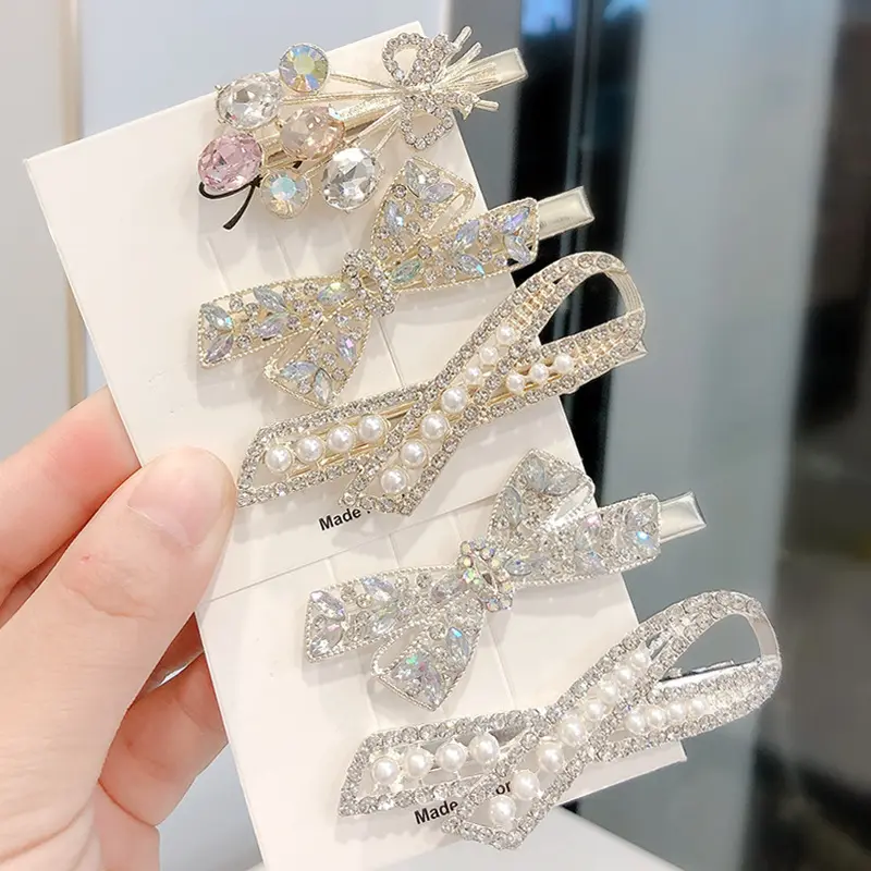 Hot Sales Pretty Korean Style Shiny Rhinestone Crystal Hair Clip Pearl Butterfly Bow Duckbill Clip Hair Accessories For Women
