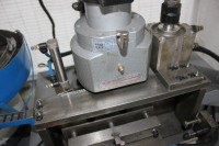 Machine à tarauder entièrement automatique 380V 50HZ, Double broche, perceuse de colonne, commande de tir automatique, bon marché