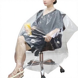 Mantella <span class=keywords><strong>da</strong></span> Barbiere Trasparente Impermeabile Monouso Grande per Salone, Grembiule per Taglio e Styling dei Capelli - Product Image 1