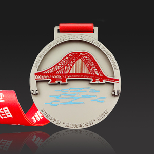 Medalla Portátil de Aleación de Zinc Segura de Color Arcoíris para Niños, Jóvenes y Deportistas, para Incentivar la Participación en Actividades Deportivas - Product Image 3