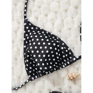 Maillot de bain deux pièces personnalisé pour femme, à pois, style halter triangle, extensible, pour la plage - Product Image 2