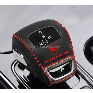 Cubierta <span class=keywords><strong>de</strong></span> perilla <span class=keywords><strong>de</strong></span> <span class=keywords><strong>cambio</strong></span> <span class=keywords><strong>de</strong></span> <span class=keywords><strong>marchas</strong></span> <span class=keywords><strong>de</strong></span> <span class=keywords><strong>coche</strong></span> <span class=keywords><strong>de</strong></span> cuero <span class=keywords><strong>protector</strong></span> <span class=keywords><strong>de</strong></span> cabeza <span class=keywords><strong>de</strong></span> palanca <span class=keywords><strong>de</strong></span> cambios para Dongfeng forthing T5 Evo Friday 2021 2022 2023 2024 2025 auto - Product Image 1