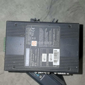 Miniordenador Industrial sin Ventilador Advantech <span class=keywords><strong>ARK</strong></span>-1220F con Intel Atom E3940 QC SoC, Puertos GbE <span class=keywords><strong>COM</strong></span> y DIO Aislados, Montaje en Riel DIN - Product Image 1