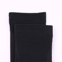 Premium OEM Athletic Crew Chaussettes Haute Coton Tricot Résistant Aux Odeurs Respirant Court Hiver Épais Corps Chaussettes De Sport Silicone