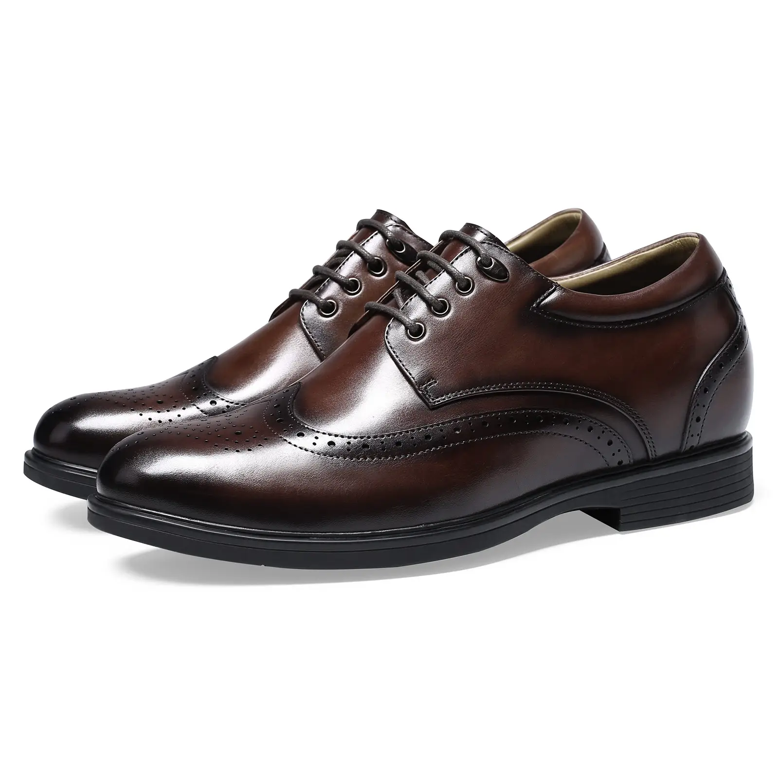 Chaussures d'ascenseur à talons cachés en cuir pour garçons Vente en gros Chaussures respirantes de luxe de haute qualité Vintage Derby à bout d'aile pour hommes Marron Soli