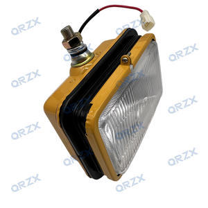 Accessoires pour excavatrice Lampe carrée en fer H4 12V Kobelco Hitachi Phare universel Coque en fer Grand bras Lampe d'éclairage <span class=keywords><strong>OLIVER</strong></span> - Product Image 2