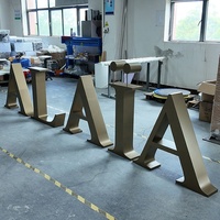 Enseigne commerciale 3D personnalisée grand format autoportante avec lettres lumineuses LED pour extérieur