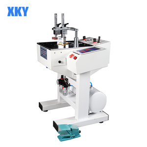 Clavadora en V CNC Totalmente Automática para Producción en Masa de Marcos de Fotos, Motor de Alta Velocidad de 1.1kW - Product Image 1