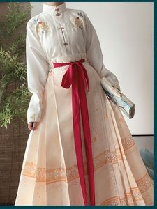 Gran oferta <span class=keywords><strong>Hanfu</strong></span> mujer Ming estilo doble excavaciones camisa de cuello alto falda de caballo bordada - Product Image 3