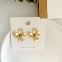 Mode mignon mat plaqué or fleur boucles d'oreilles fleur cerise-pomme boucles d'oreilles pour les femmes