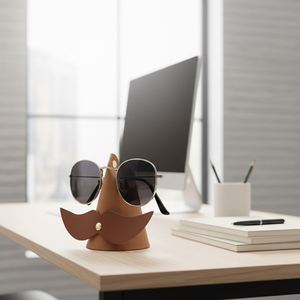 Creative PU Leather Cartoon Eyeglasses Display Stand <b>Racks</b> Novelty <b>Glasses</b> Holder Beard Shaped Sunglasses Storage for Bedside - Product Image 2