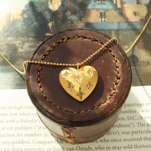 Collier pendentif cœur massif en acier inoxydable 316L plaqué or PVD résistant à l'eau avec zircon pavé romantique <span class=keywords><strong>Chris</strong></span> April en stock - Product Image 3