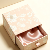 Boîte en carton recyclé écologique personnalisée pour l'emballage de cartes-cadeaux, l'affichage et le rangement de faux ongles et de cosmétiques