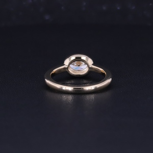 Anillo de diamantes de laboratorio con certificado IGI, Starsgem, 10k/14k/18k, 1.0ct, corte oval de oriente a oeste, con bisel. - Product Image 2