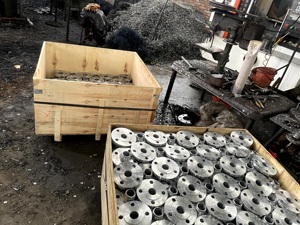 ASME b16.5 lớp 300lb trượt hợp kim thép mặt bích Hàn F22 F91-Loose ống giả mạo A105 mặt bích cổ Hàn mặt bích lỗ mặt bích - Product Image 4