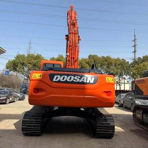 Excavatrice Doosan Dx225lc-9c certifiée CE, 95% neuve/d'occasion, grande capacité de charge (22 tonnes), excavatrice de construction de taille moyenne, à vendre - Product Image 4