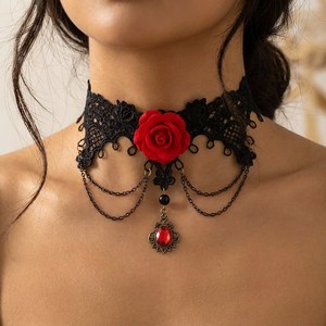 Collana Girocollo Gotica Nera in Pizzo con Ciondolo in Cristallo Rosso, Catena Stratificata, Stile Vittoriano, Accessorio Gotico Regolabile per Donne - Product Image 2
