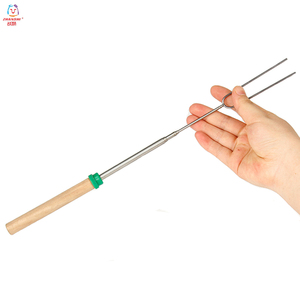 Xiên Nướng <span class=keywords><strong>Bbq</strong></span> Cán Gỗ Bán Chạy Nhất Que Nướng Bằng Thép Không Gỉ Dụng Cụ Xử Lý Thịt Có Thể Kéo Dài Nĩa - Product Image 3
