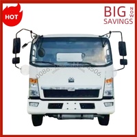 Camion de carburant mobile 4.6 mètres de haute qualité Offre Spéciale camion-citerne Sinotruk 6x4 camion-citerne à mazout Howo à vendre