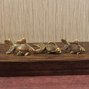 ของตกแต่งโต๊ะทำงานรูปปลาทองทองเหลืองวินเทจสุดน่ารัก งานฝีมือทองแดงแท้ - Product Image 1