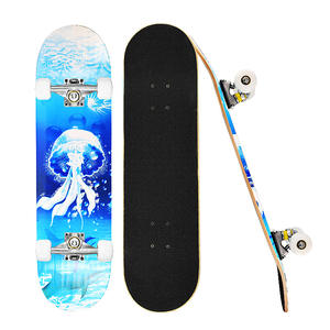 Patineta Nakami Cruiser ZM-5 de Madera de Arce, Estilo Moderno y Resistente para Jóvenes - Product Image 4