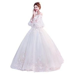 Ethereal Floral Tulle Ball Gown Wedding Dress Sweetheart Neckline Empire Waist Floor Length Bell Sleeve For Petite Women - Product Image 5