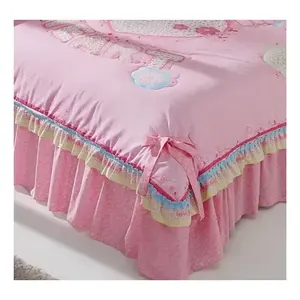 Couette double Love à ressorts avec 2 oreillers, style princesse florale, ensemble de literie pour usage domestique, 100 % polyester, broderie appliquée - Product Image 3