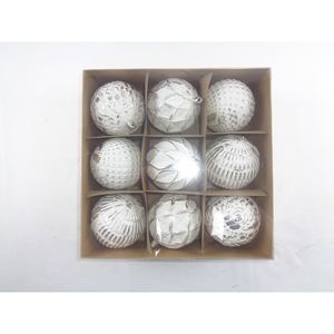 Juego de 9 bolas de plástico blancas con decoraciones plateadas, diámetro. 8 cm - Product Image 1
