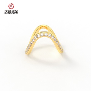 Anillo de Compromiso de Alta Calidad en Oro Blanco PT 950 con Moissanita Corte Cojín y Anillo de Boda con Diamantes - Product Image 4