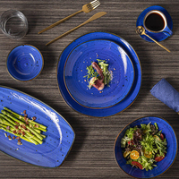JQY Ensemble d'assiettes en céramique Vaisselle à motif tourbillon émaillé bleu avec mouchetures rustiques, vaisselle en porcelaine faite à la main pour restaurant