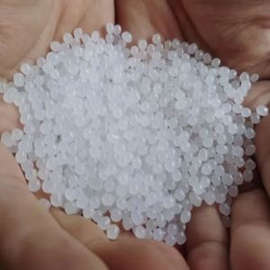 Gránulos de plástico LLDPE 7042 Gránulos de plástico de grado de película de polietileno de baja densidad lineal - Product Image 4