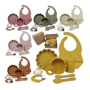 Bpa Free Baby stoviglie in Silicone bavaglini impermeabili ciuccio asciugamano <span class=keywords><strong>Saliva</strong></span> flessibile tinta unita ventosa ciotola e cucchiaio per bambini - Product Image 1