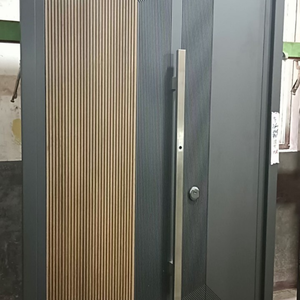 Porte d'entrée en alliage d'aluminium de classe A de haute qualité avec isolation thermique et étanche pour l'entrée du salon. - Product Image 4