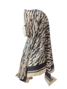 Bán Buôn Tùy Chỉnh Cao Cấp Malaysia Bawal Bông Voile Hoa Cung Hijab Thiết Kế Mới Thân Thiện Da Thoáng Khí Tudung Cho Hồi Giáo - Product Image 4