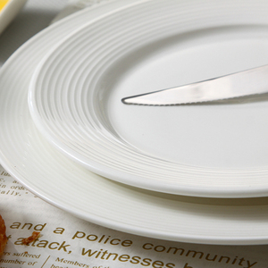 Assiettes en <span class=keywords><strong>porcelaine</strong></span> en gros, design moderne, assiettes <span class=keywords><strong>à</strong></span> dîner en céramique blanche, assiettes <span class=keywords><strong>à</strong></span> <span class=keywords><strong>dessert</strong></span> en <span class=keywords><strong>porcelaine</strong></span> pour restaurant - Product Image 2